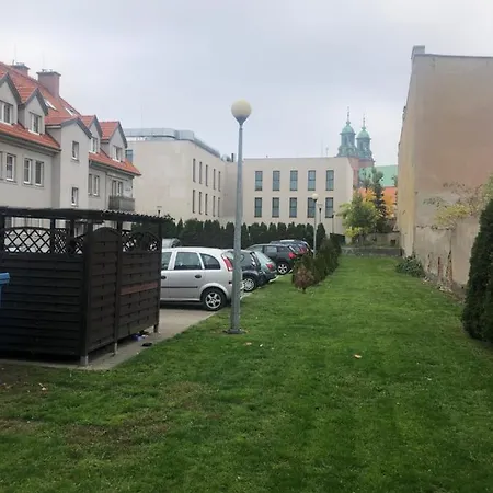 Wenecja Апартаменты Гнезно